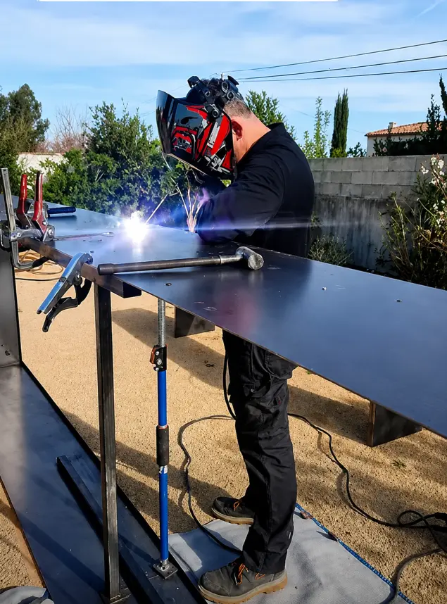 Atelier Métal Design — Ferronnerie d'art sur mesure - Qui suis-je ?