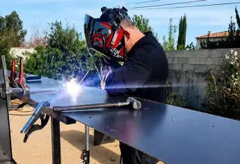 Atelier Métal Design — Ferronnerie d'art sur mesure