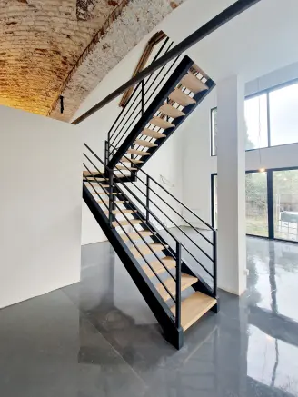 Escalier double limon métal à Béthune – Atelier Métal Design