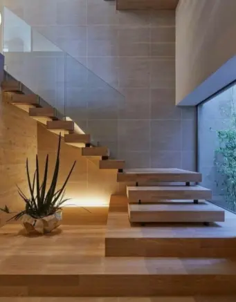 Escalier suspendu métal à Béthune – Atelier Métal Design