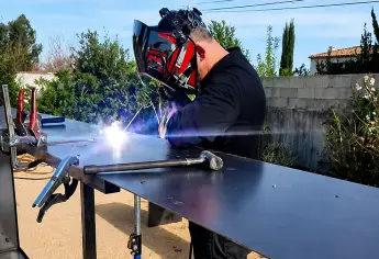 Atelier Métal Design — Ferronnerie d'art sur mesure